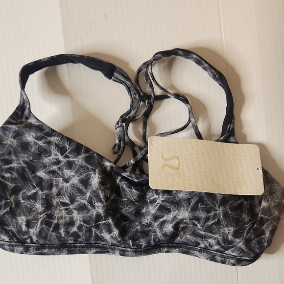 Lululemon Athletica Free To Be Zen Sports Bra Size 8 Nwt - Picture 8 of 9